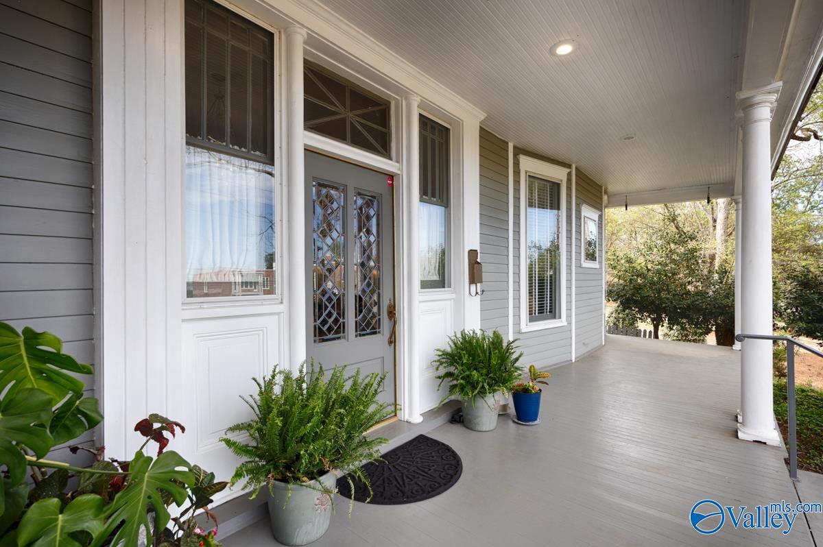 620 Eustis Avenue SE