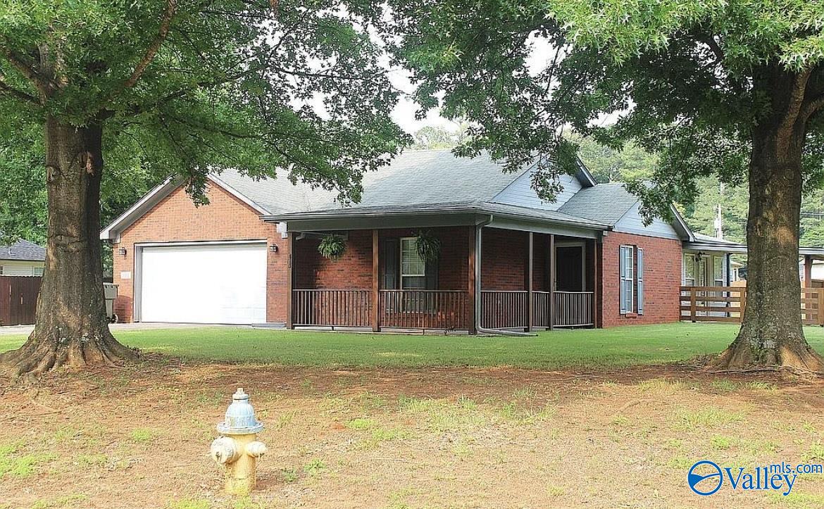 101 Hayloft Court, Harvest, Alabama image 1