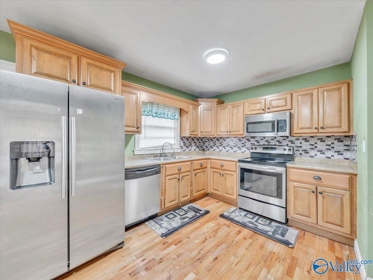 Scottsboro, Alabama 35768, United States, 3 Bedrooms Bedrooms, ,2 BathroomsBathrooms,Residential,Active,183196