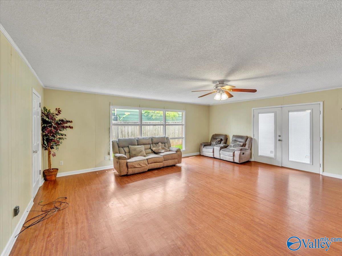 Scottsboro, Alabama 35768, United States, 3 Bedrooms Bedrooms, ,2 BathroomsBathrooms,Residential,Active,183196