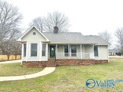 Homes For Sale - 14767 Woodland Road<br/> Athens, AL 35613
