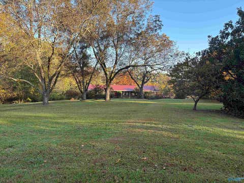 Homes For Sale - 200 Robertson Street<br/> Albertville, AL 35951