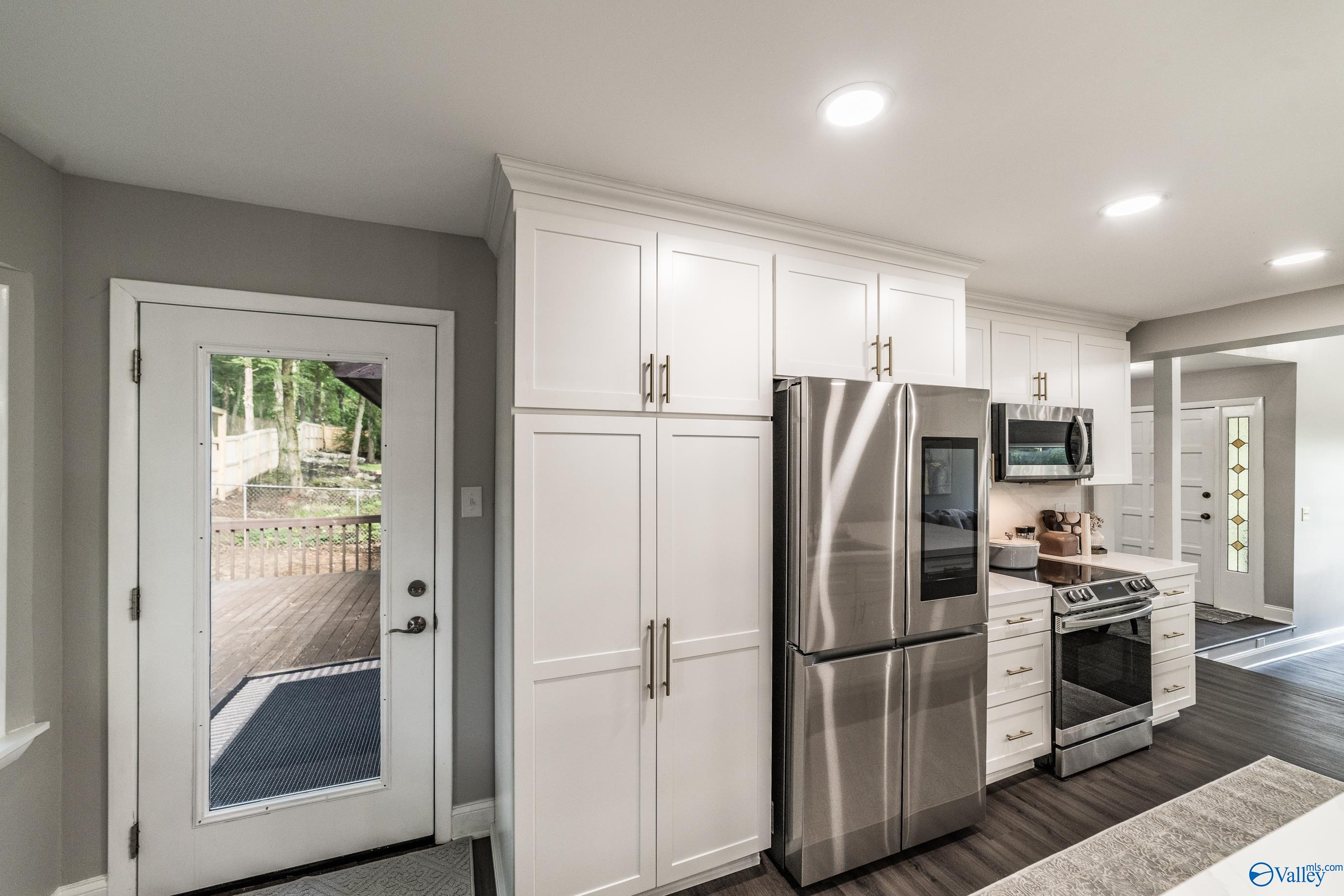 1424 Governors Drive, Huntsville, Alabama image 8