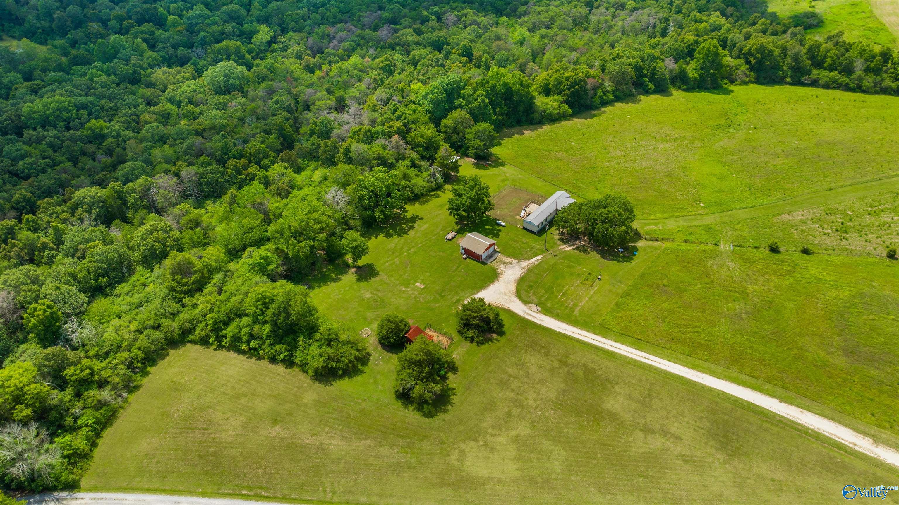 424 County Road 679, Fort Payne, Alabama image 36