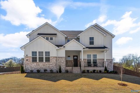 Photo of 326 Merrydale Drive, Huntsville, AL 35811 (MLS # 21912597)
