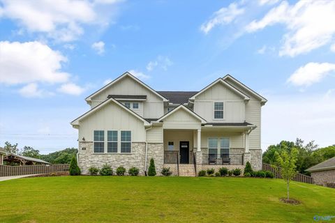 Homes For Sale - 326 Merrydale Drive<br/> Huntsville, AL 35811