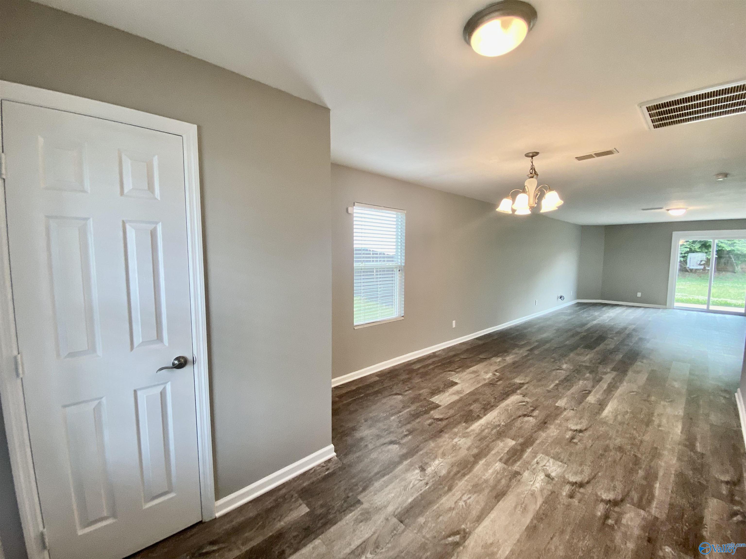 3129 SW Lakeland Drive
