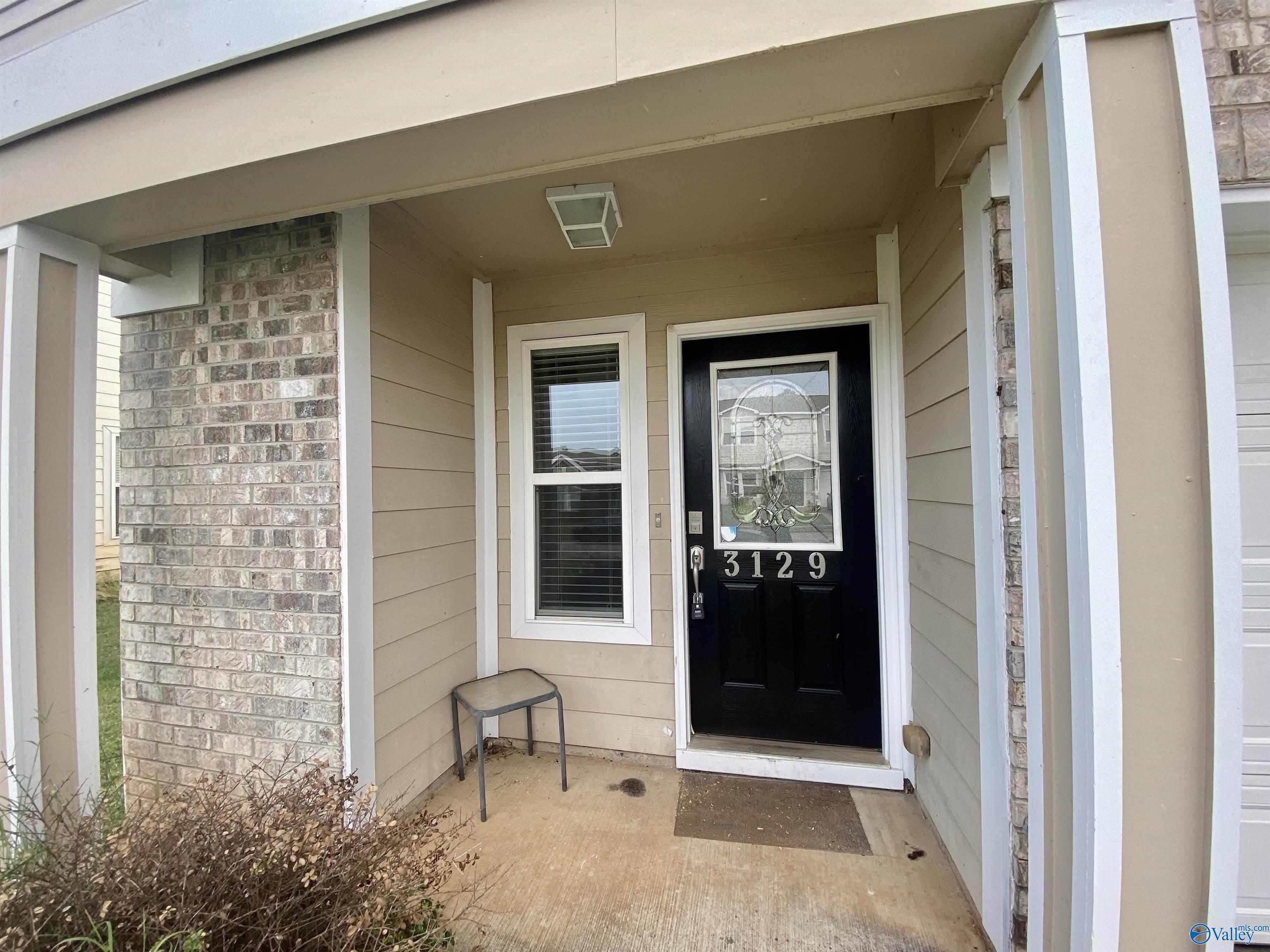 3129 SW Lakeland Drive