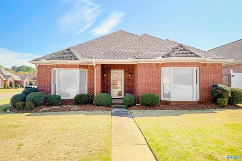 Homes For Rent - 2219 Yorkshire  Se<br/> Decatur, AL 35601