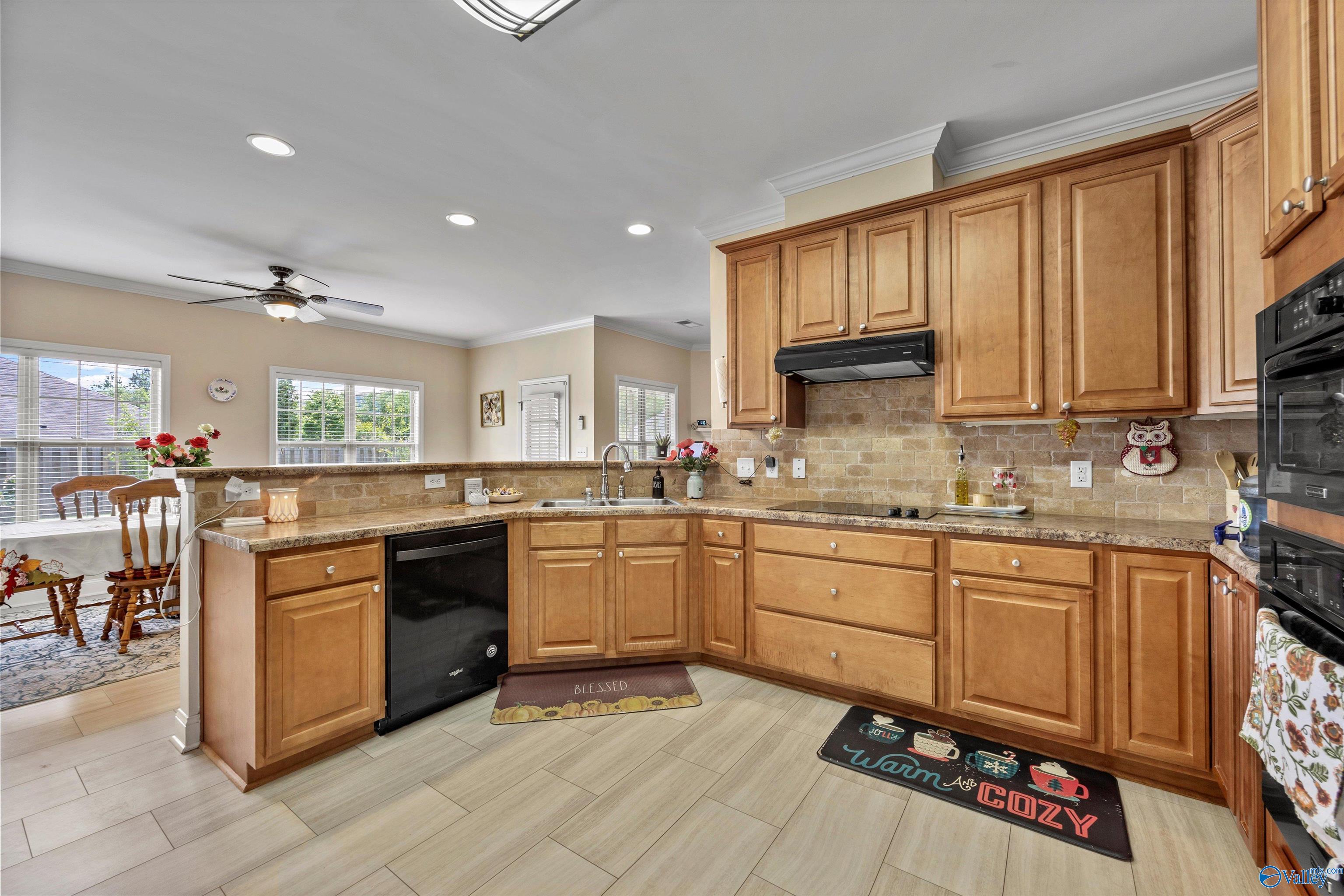 4600 Talbot Drive, Owens Cross Roads, Alabama image 9