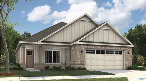 Homes For Sale - 9510 Hampton Oak Drive<br/> Owens Cross Roads, AL 35763