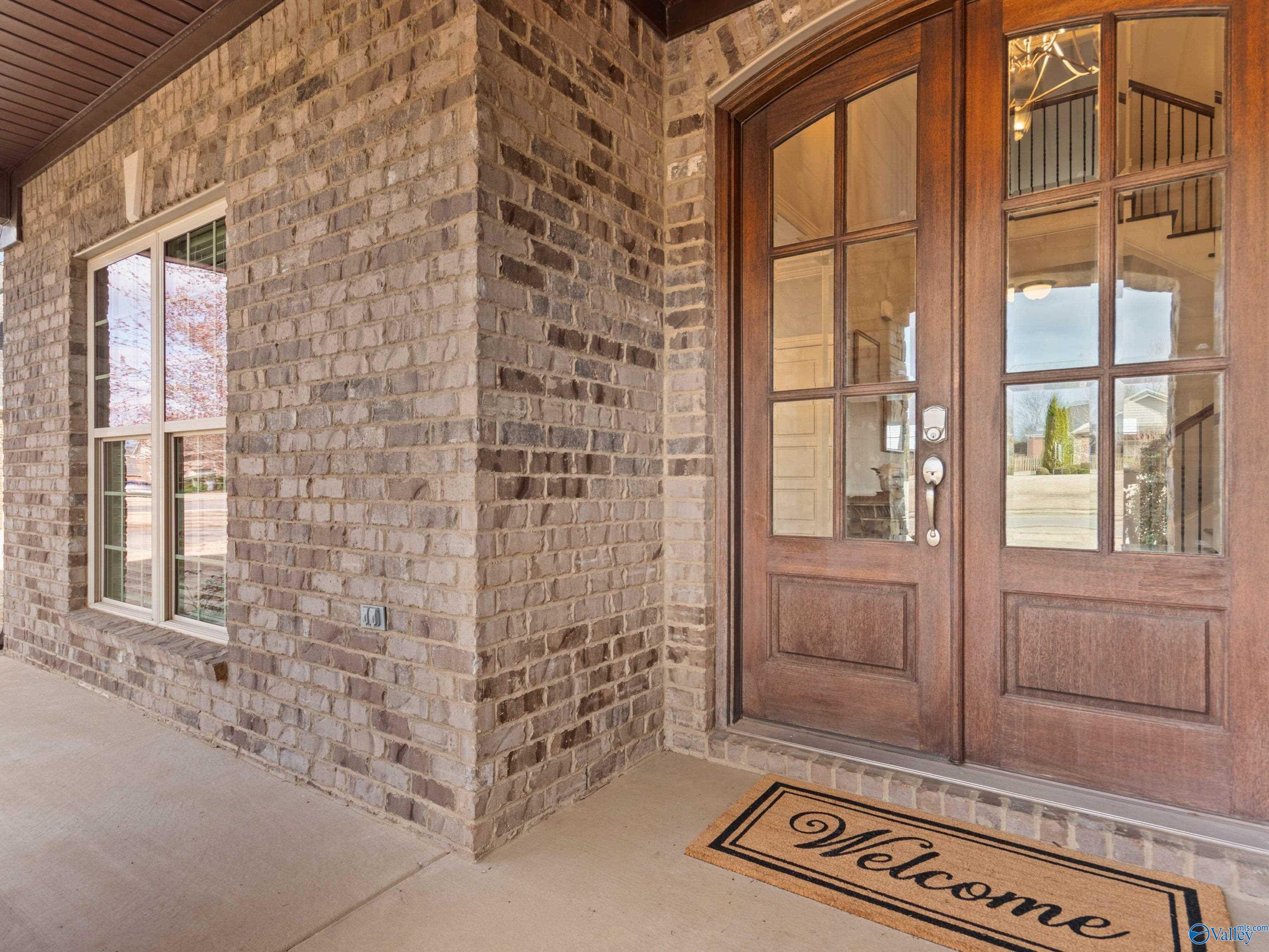 102 Stone River Road