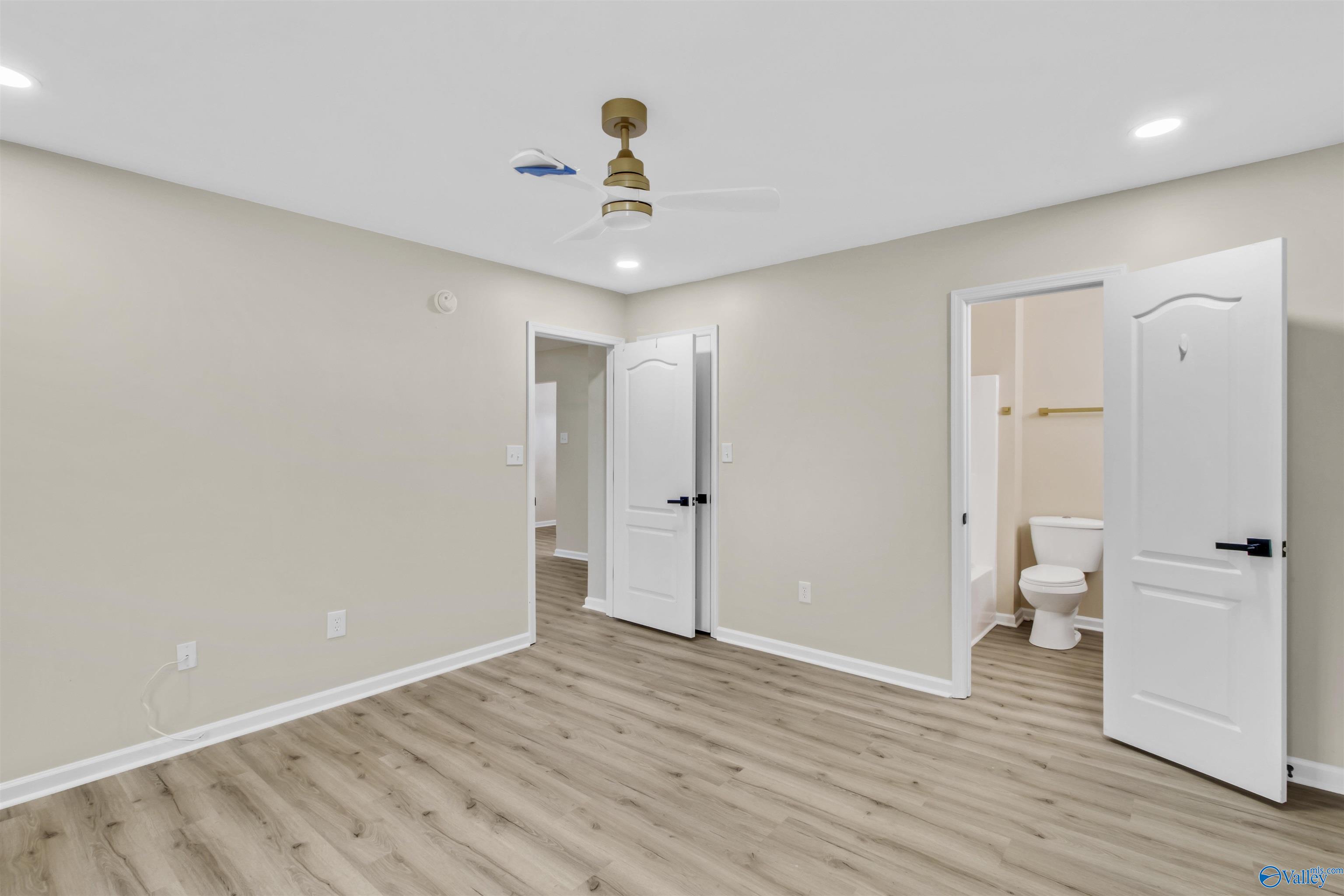 218 Barberry Lane, Toney, Alabama image 12