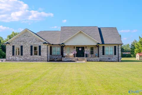 Homes For Sale - 379 County Road 99<br/> Moulton, AL 35650
