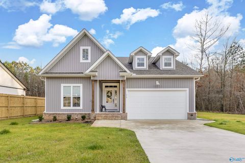 Homes For Sale - 714 Forrest Avenue<br/> Jackson County, Scottsboro, AL 35768