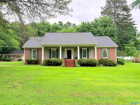 Photo of 1014 Crestwood Drive, Albertville, AL 35950 (MLS # 21919496)