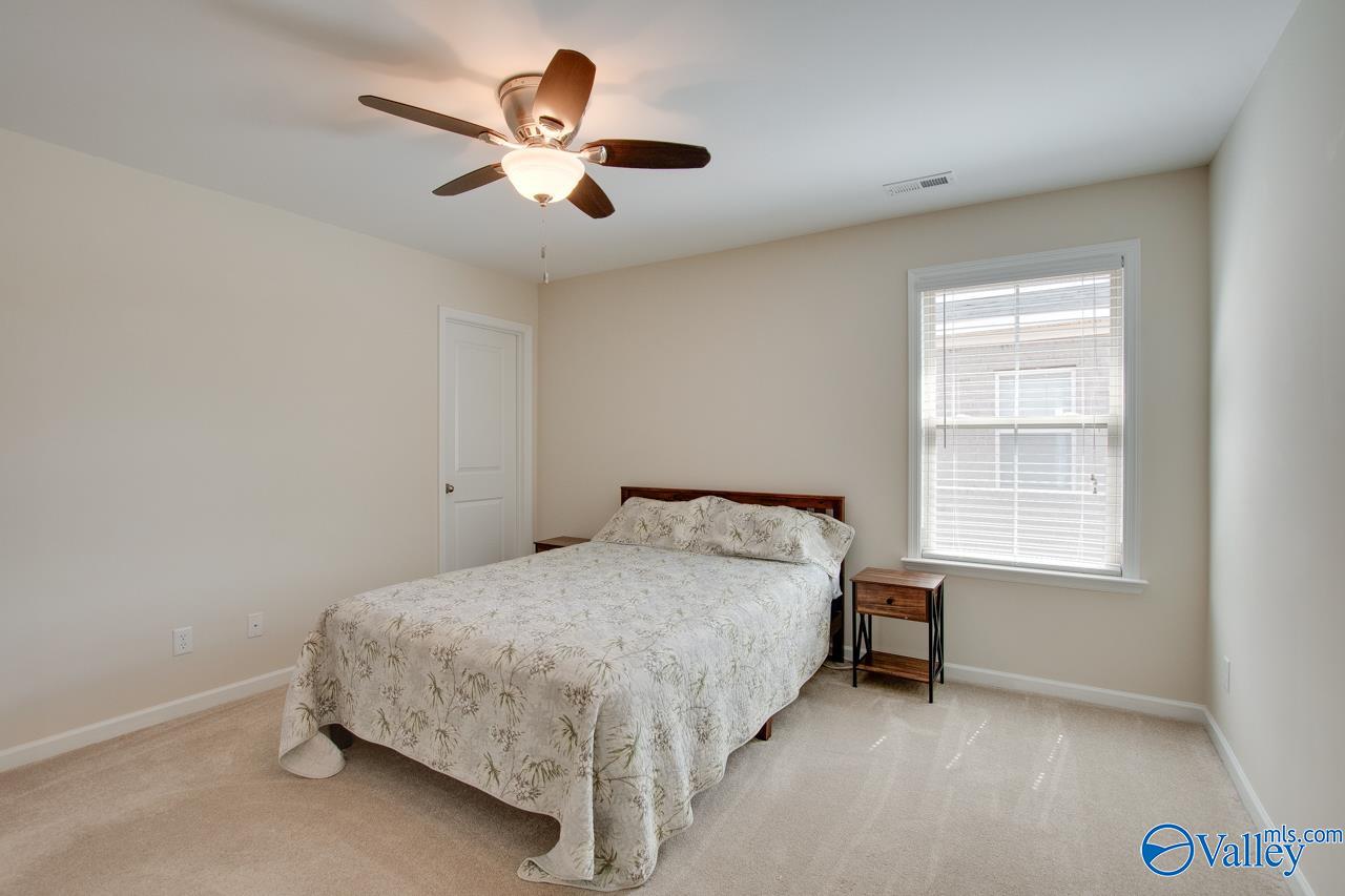 15135 Lakeside Drive, Huntsville, Alabama image 41