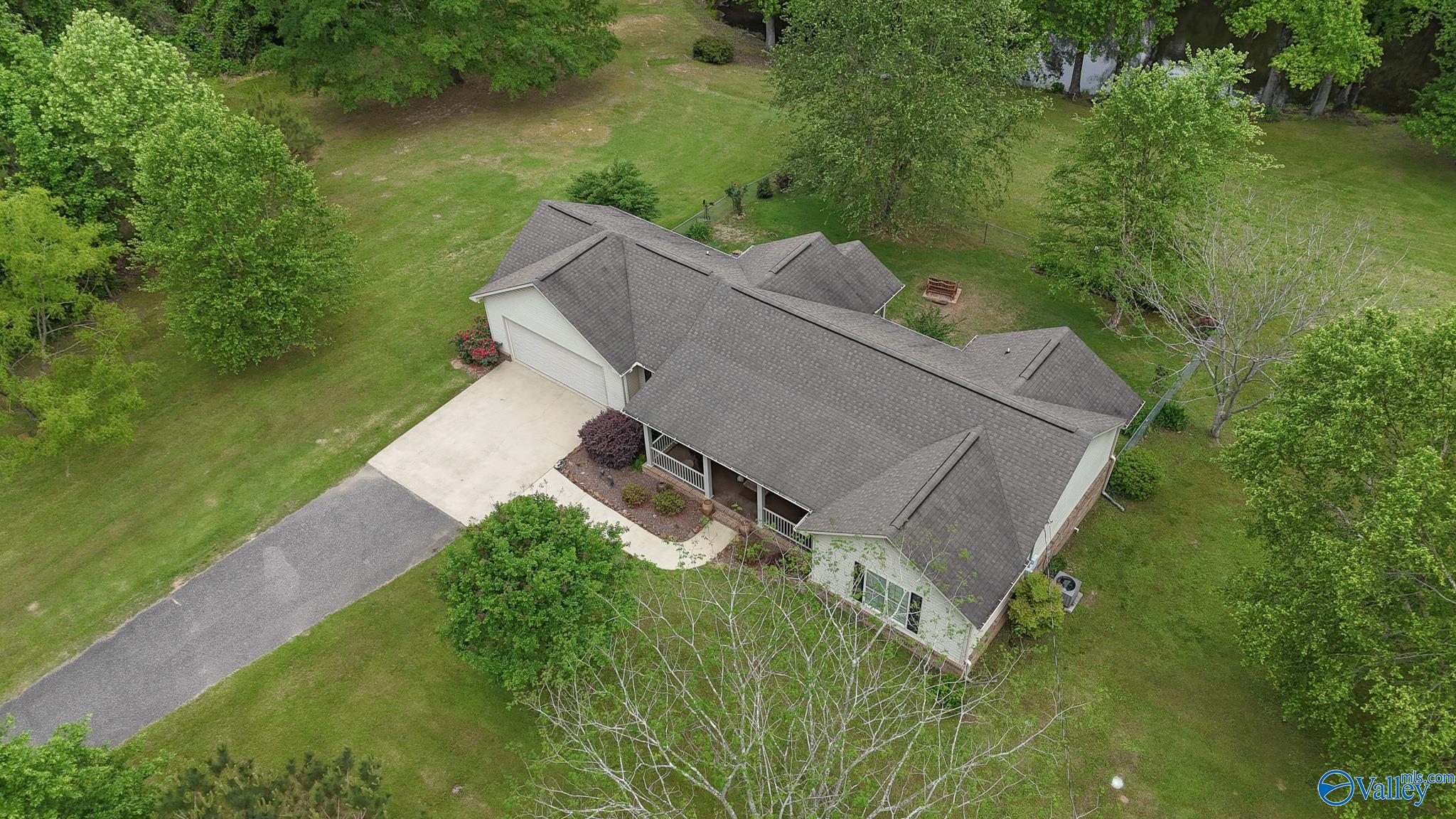 3566 Bexar Avenue, Hamilton, Alabama image 3