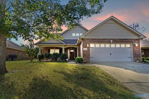 Homes For Sale - 7322 Vidette Lane<br/> Owens Cross Roads, AL 35763