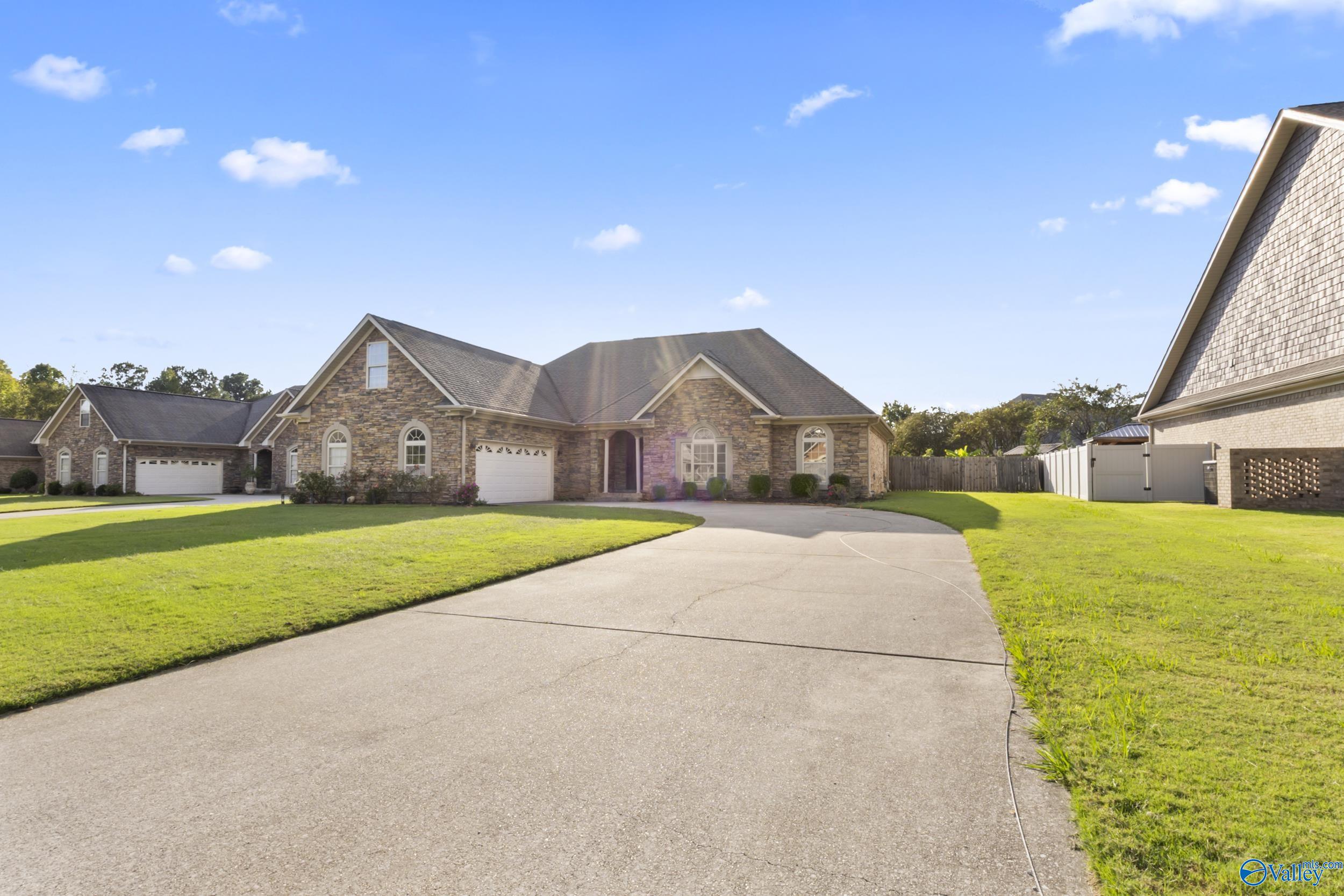 4017 Saddlehorn Bend SW