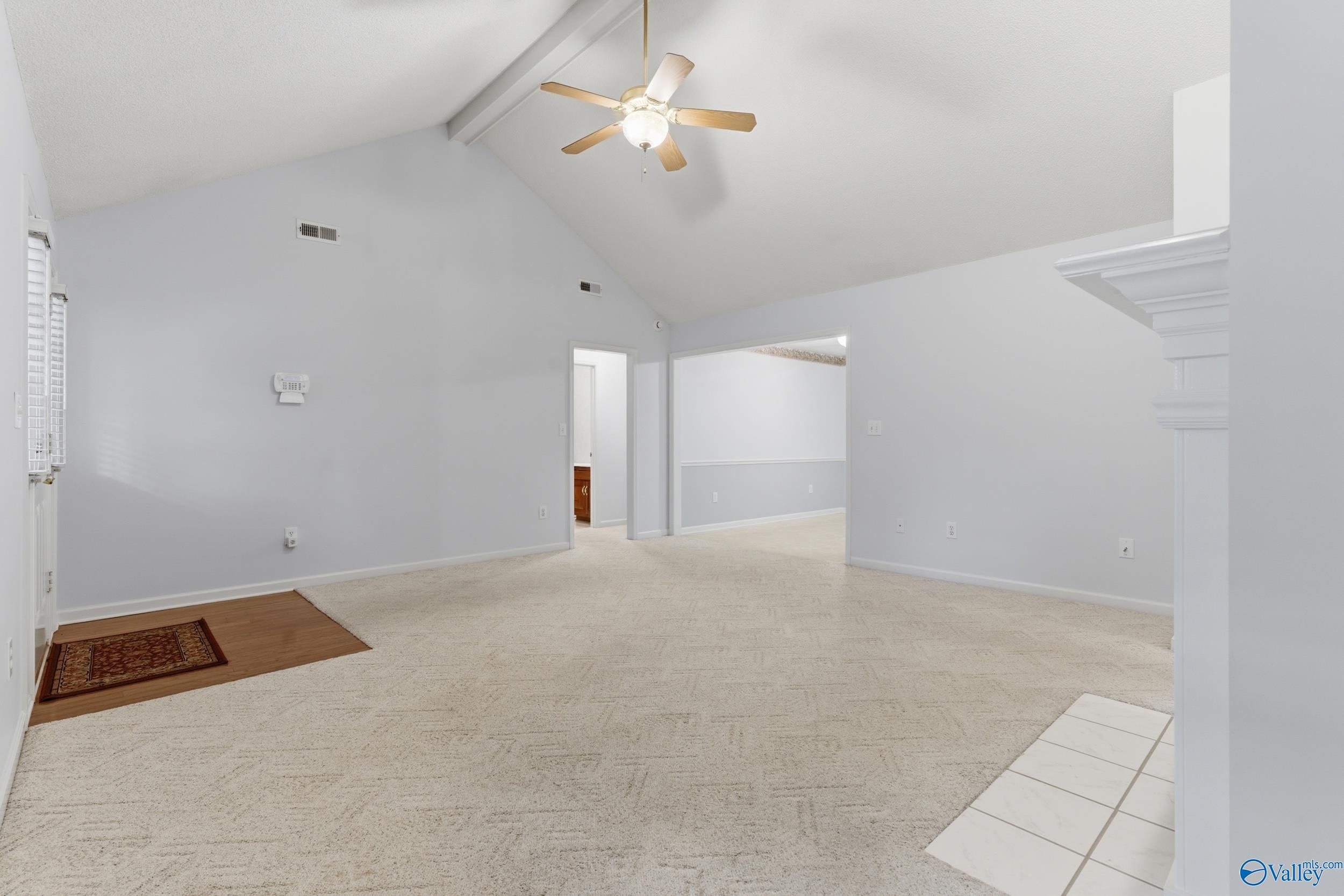 112 Val Sapra Circle