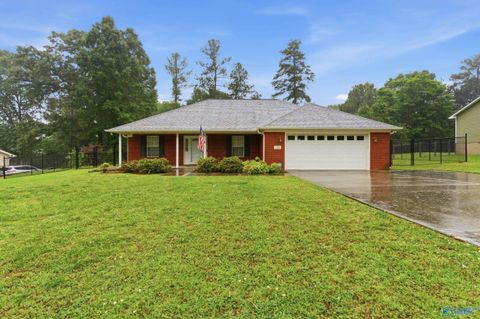 Photo of 112 Val Sapra Circle, Harvest, AL 35749 (MLS # 21919246)