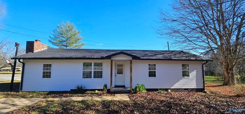 812 Tupelo Pike Scottsboro AL 35768