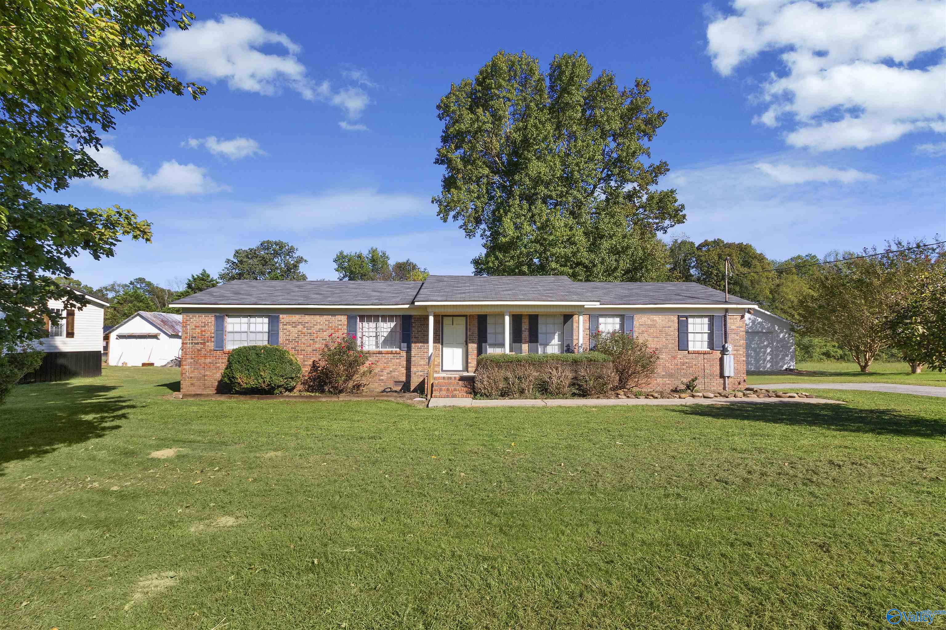 600 Hilltop Road, Joppa, Alabama image 1