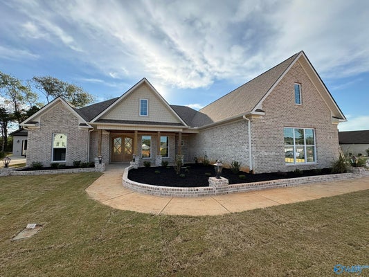 126 LANWOOD DR, HUNTSVILLE, AL 35811 - Image 9a252c5aa1fd11cee44cfeb9bb7e32f5/253608171