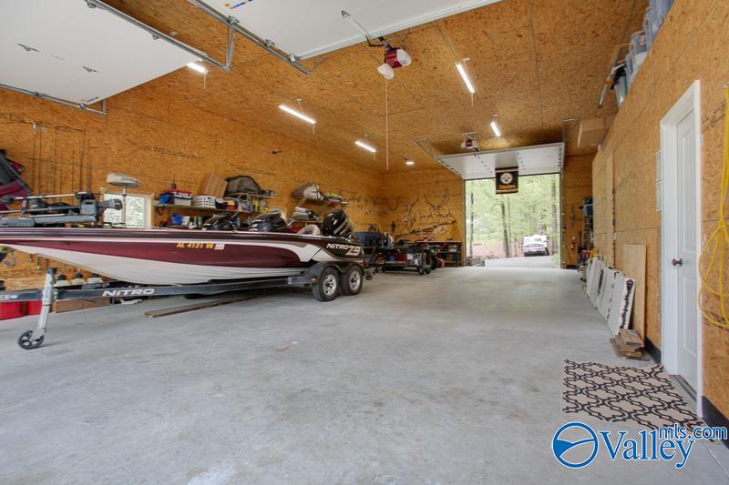 1805 Roseberry Drive, Scottsboro, Alabama image 10