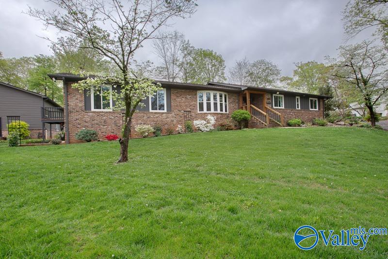 1805 Roseberry Drive, Scottsboro, Alabama image 8