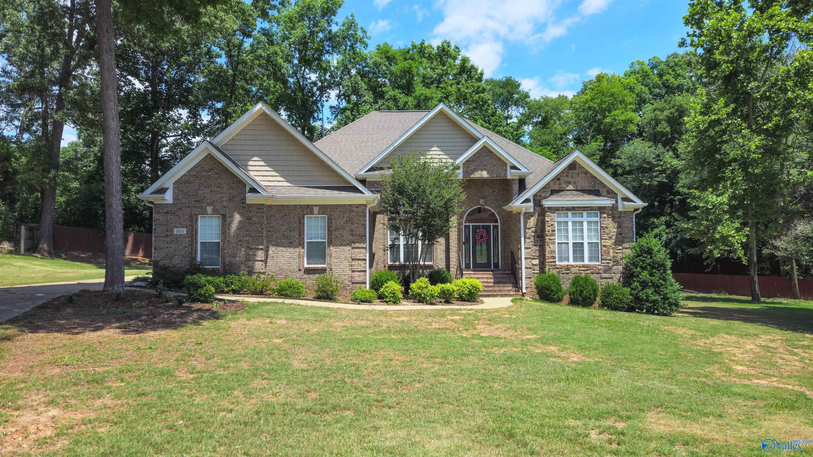 35811 Homes For Sale in Huntsville, AL | Valley MLS