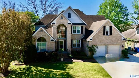 Homes For Sale - 1818 Gallop Drive<br/> Huntsville, AL 35803