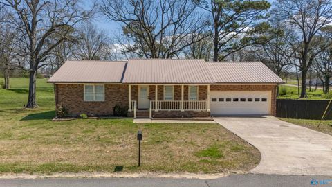 Photo of 50 Webb Circle, Altoona, AL 35952 (MLS # 21913011)