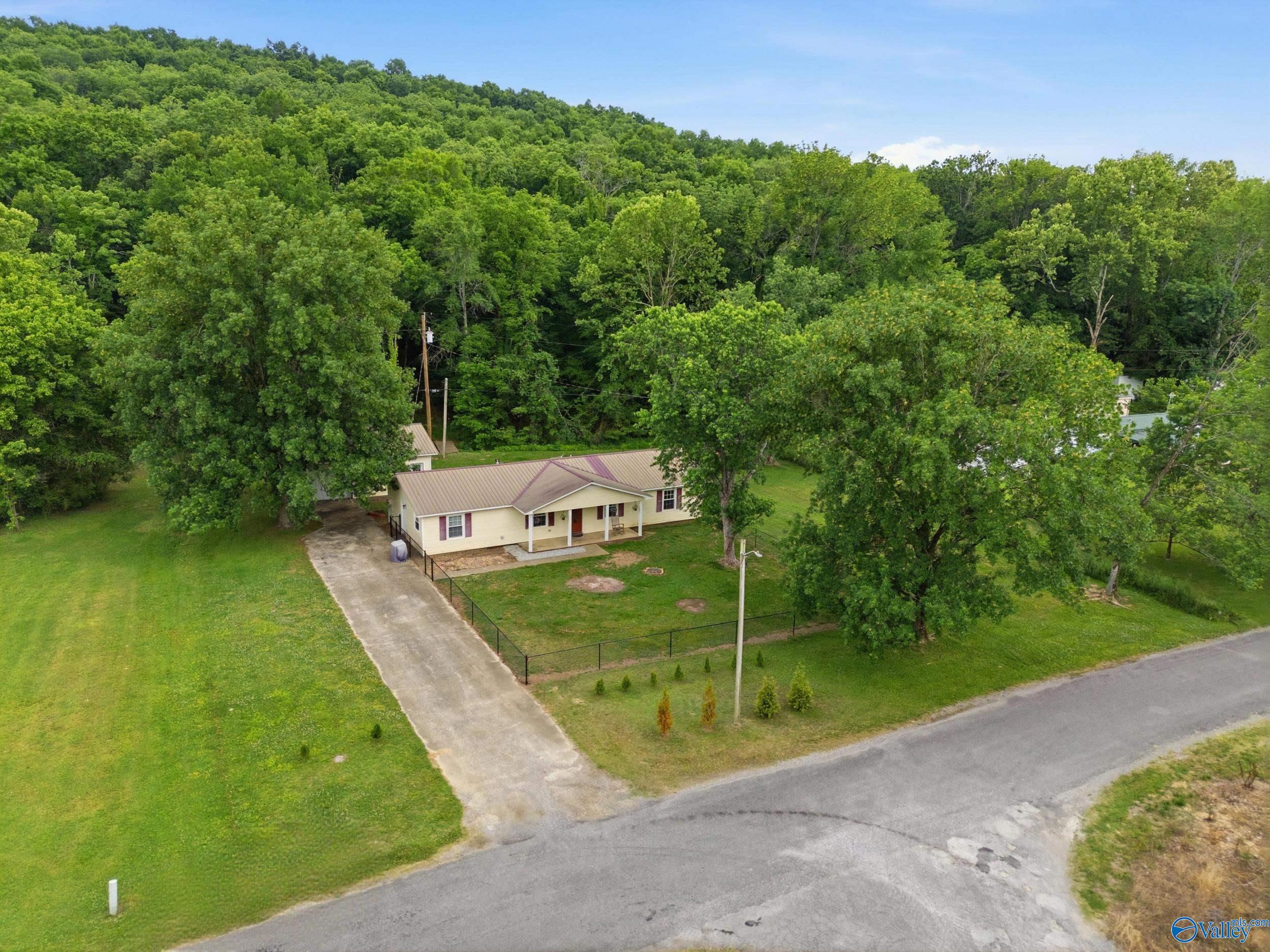 994 County Road 183