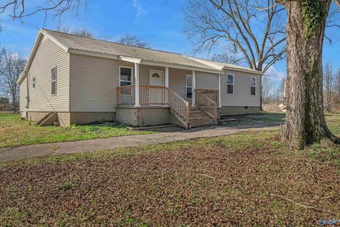 Homes For Sale - 3560 Maysville Road<br/> Huntsville, AL 35811