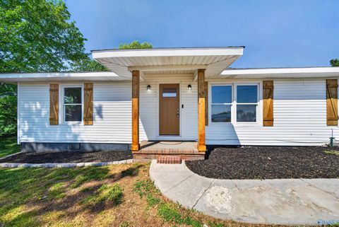 1199 Walker Lane New Market AL 35761