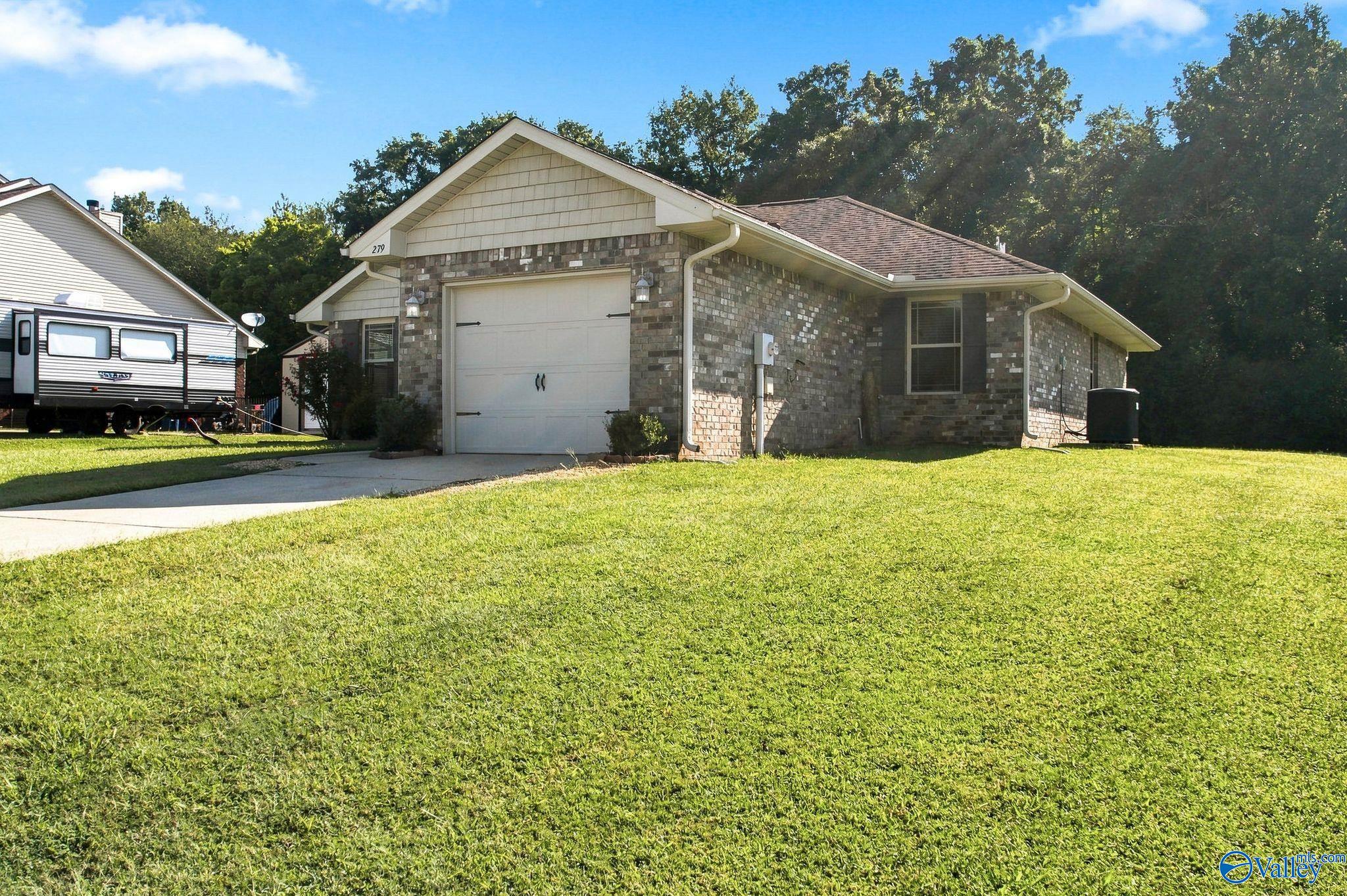 279 Lazy Oak Drive