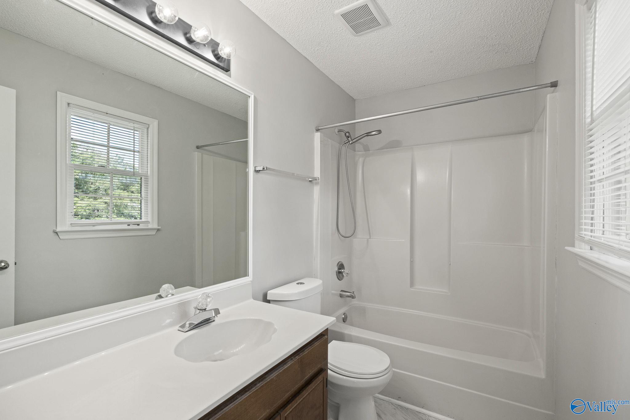 6412 Thistle Lane, Huntsville, Alabama image 24