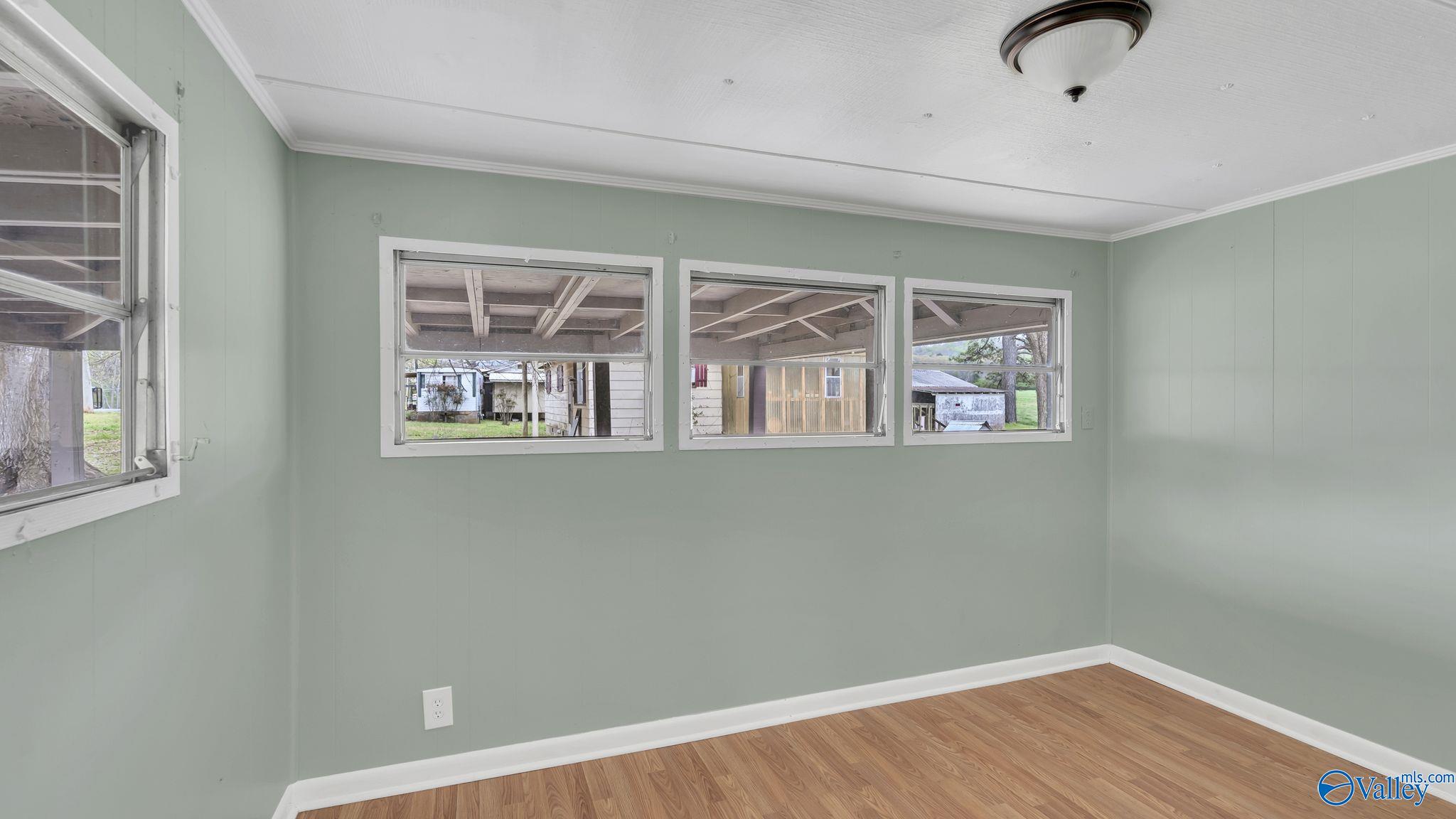 126 Hurt Street, Scottsboro, Alabama image 10