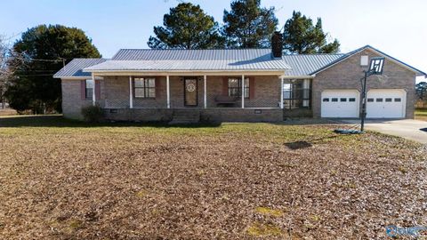Photo of 1020 Happy Hill Road, Boaz, AL 35956 (MLS # 21909536)