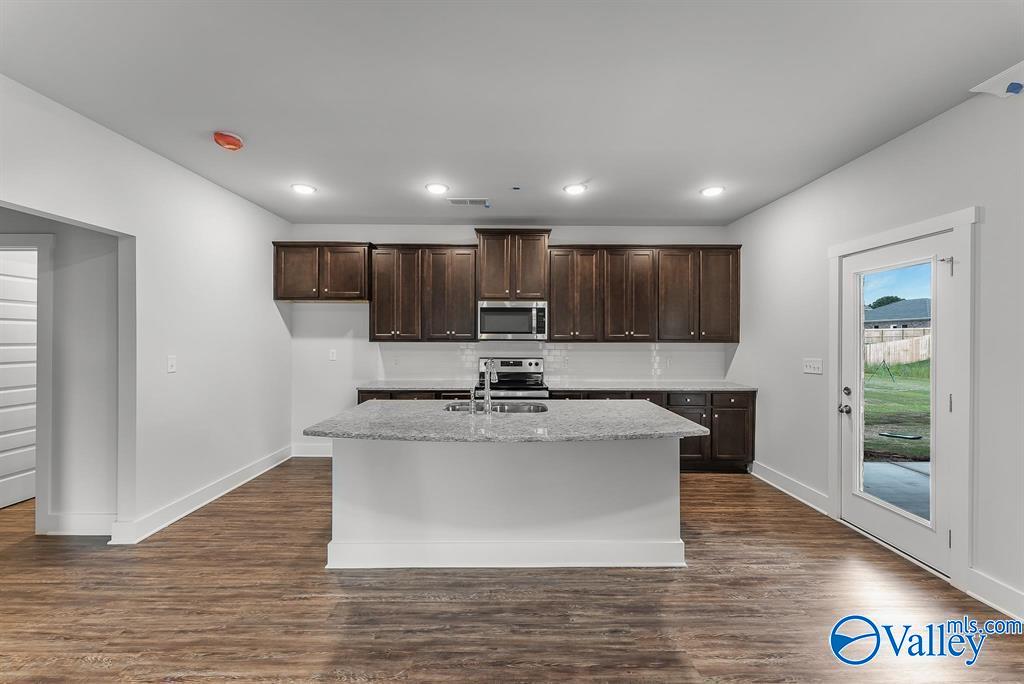 3216 Southfield Lane, Huntsville, Alabama image 7
