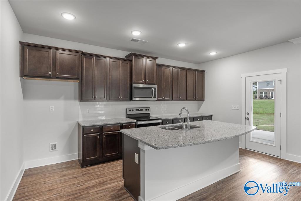 3216 Southfield Lane, Huntsville, Alabama image 4