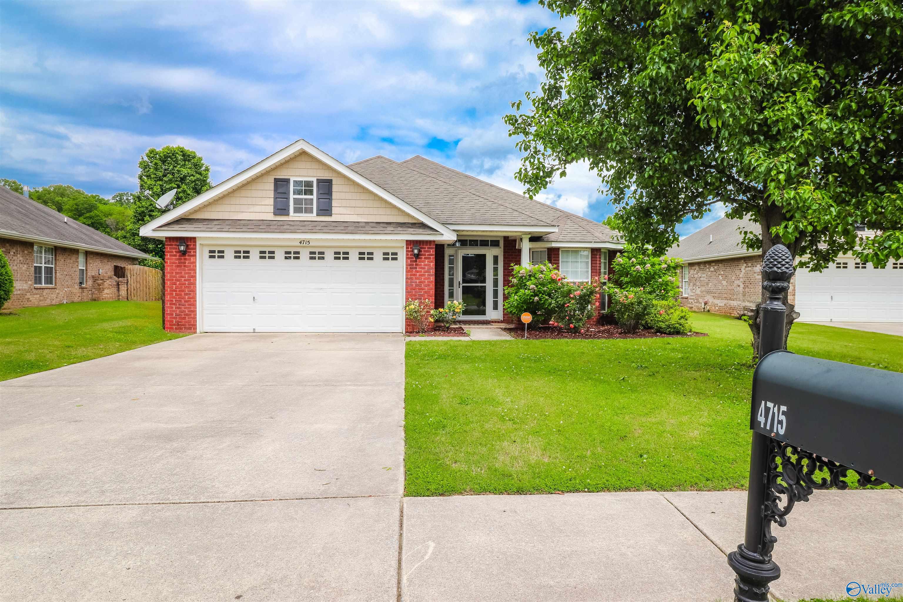 4715 Carrington Blvd, Owens Cross Roads, Alabama image 1
