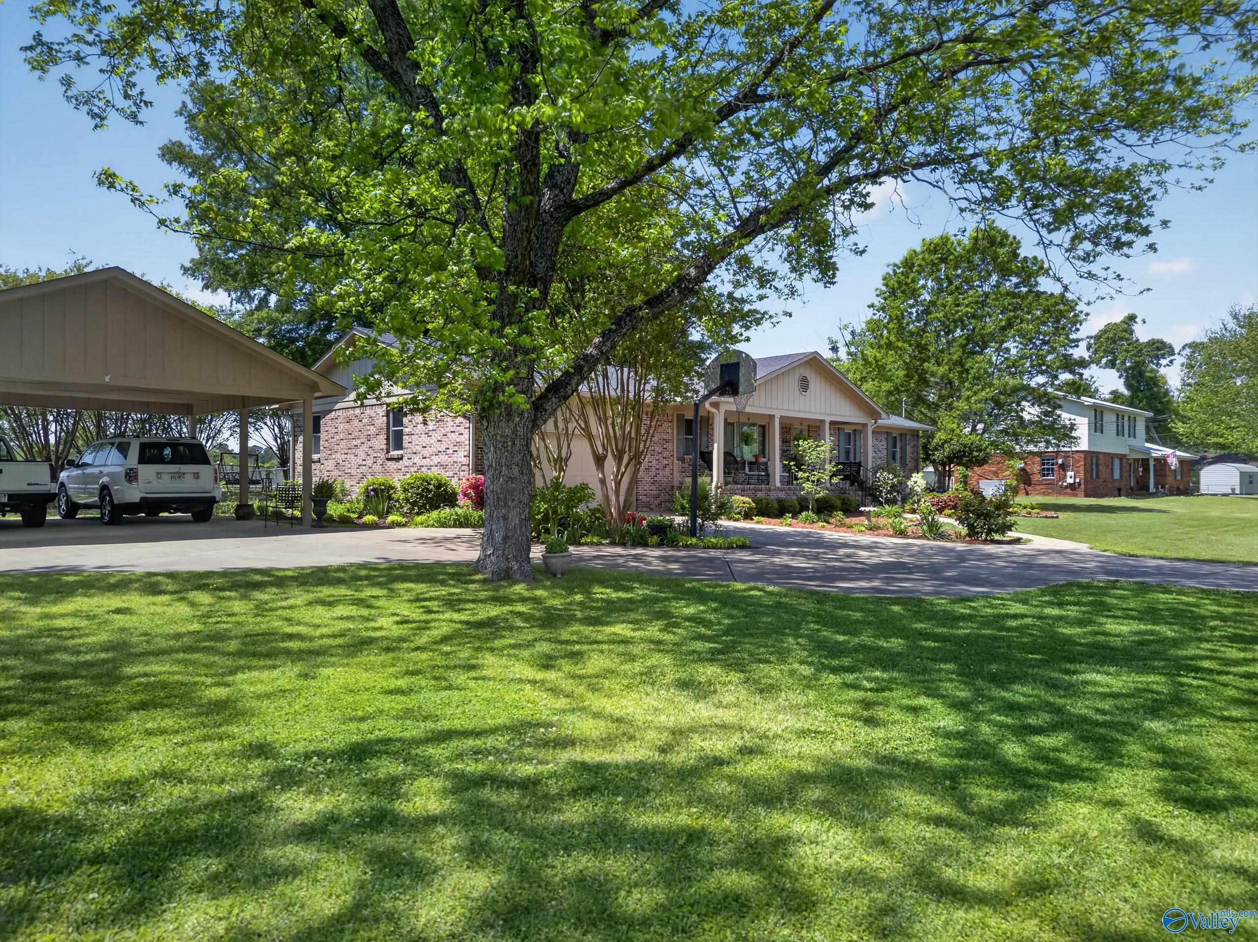 2746 Lister Ferry Road