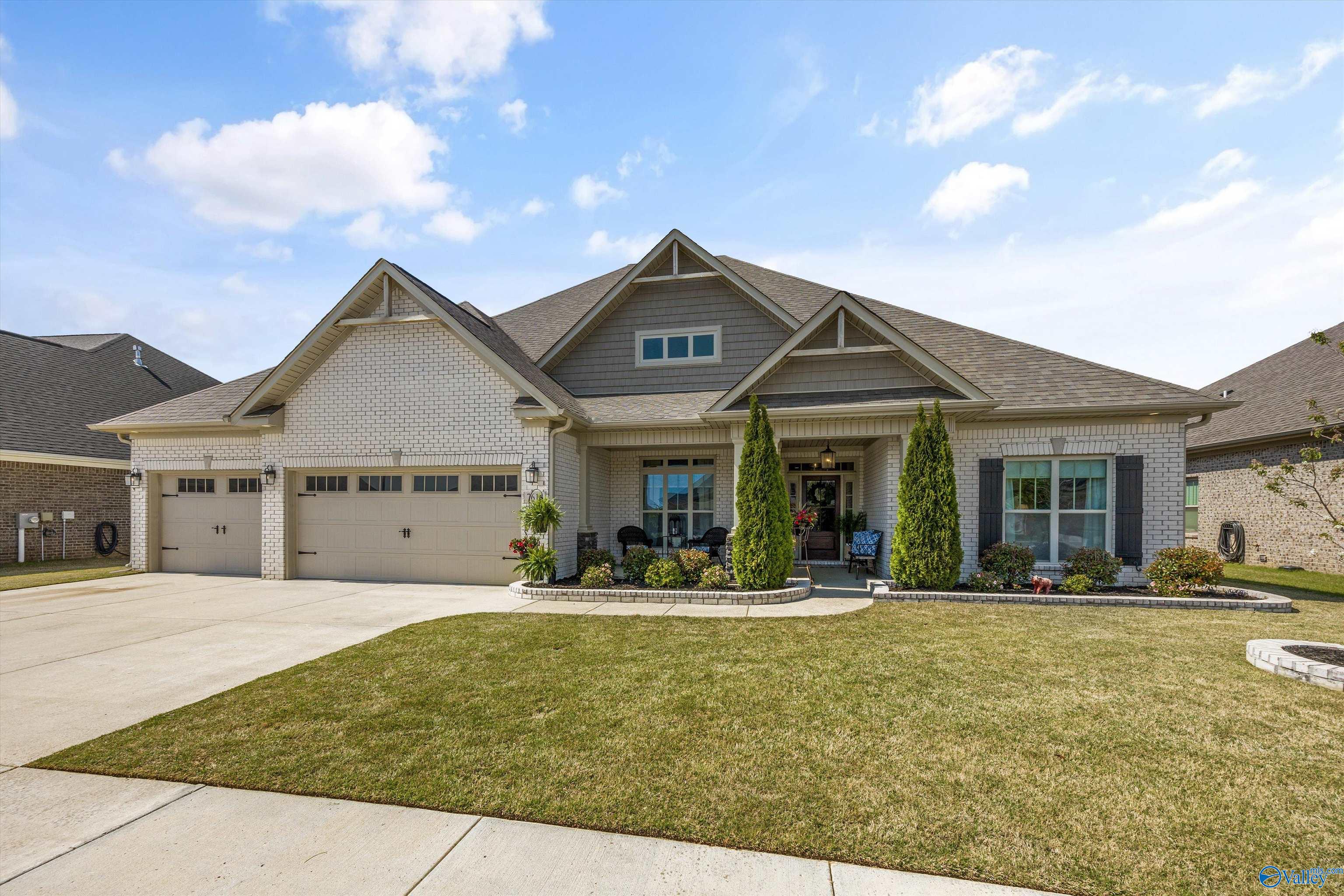 7614 Flint Crossing Circle