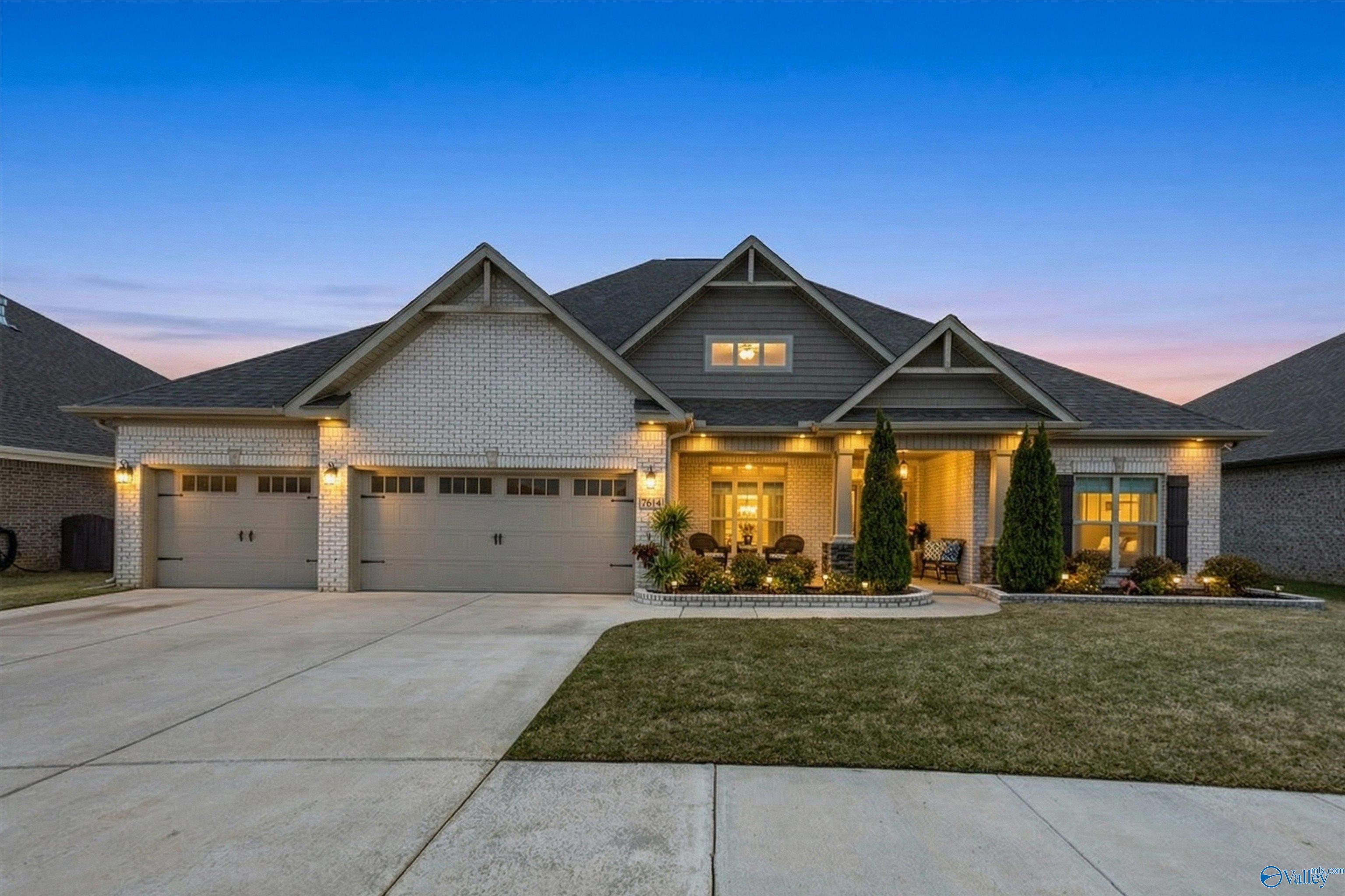 7614 Flint Crossing Circle