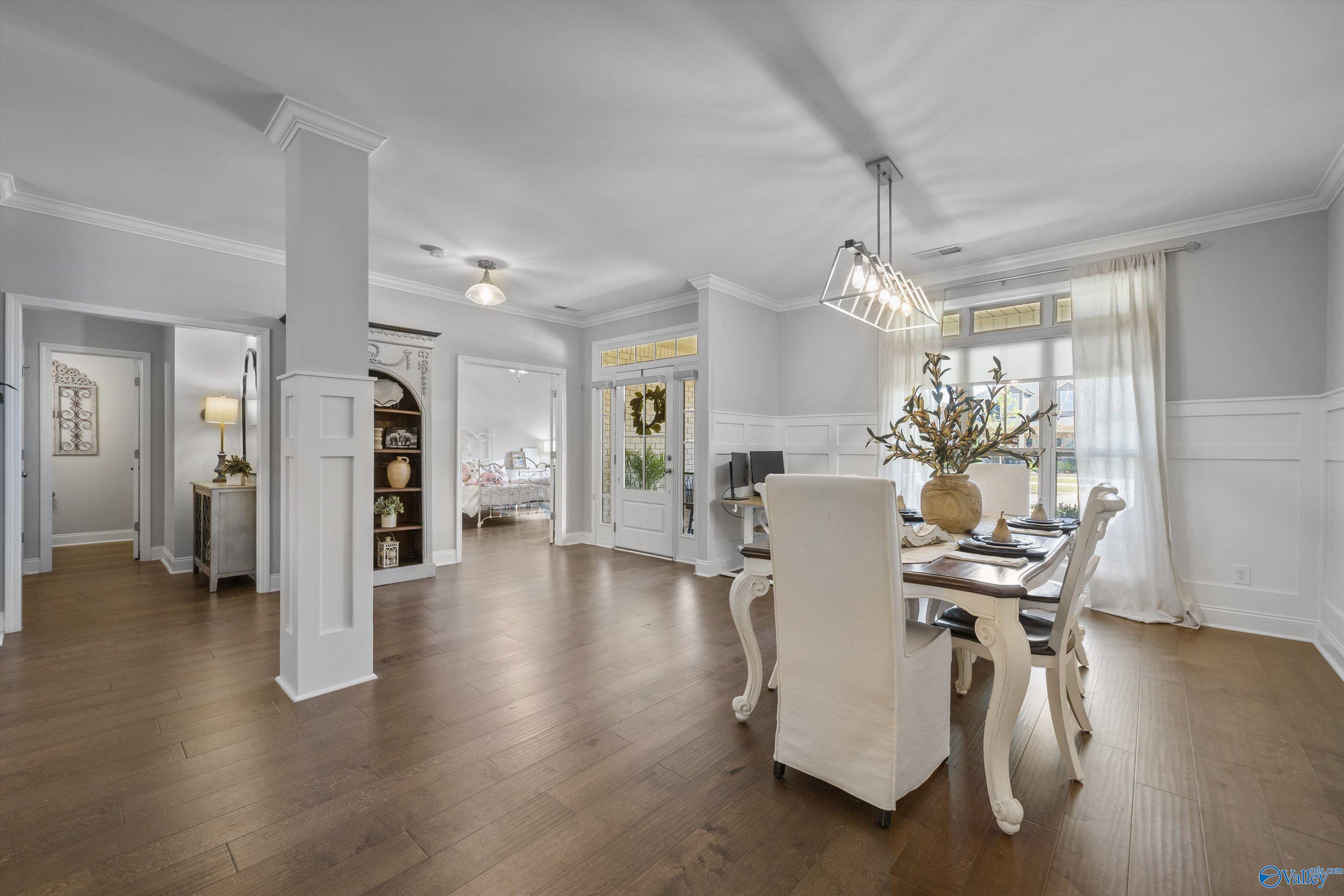 7614 Flint Crossing Circle