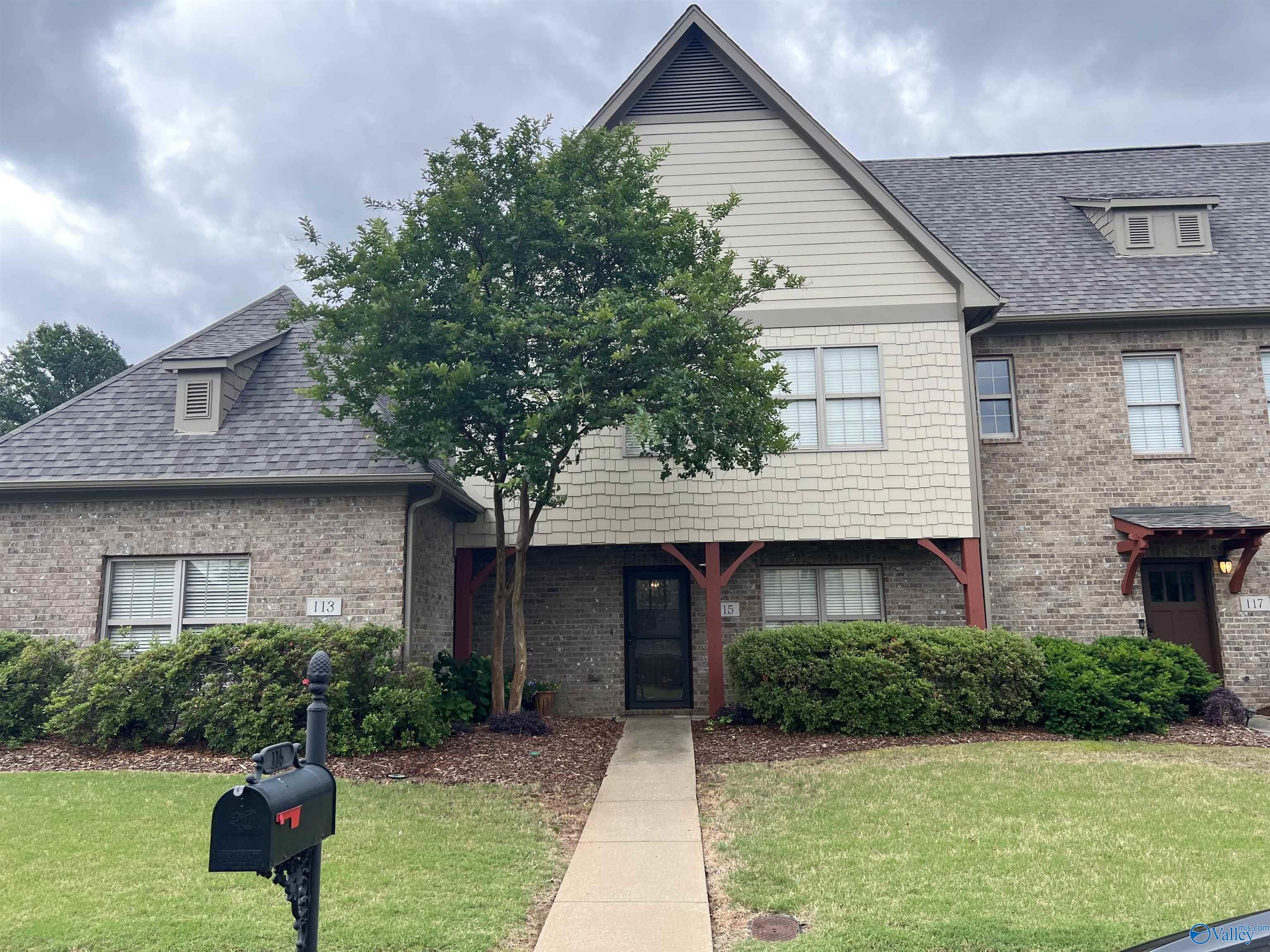 115 Windsor Hill Road, Huntsville, Alabama image 1