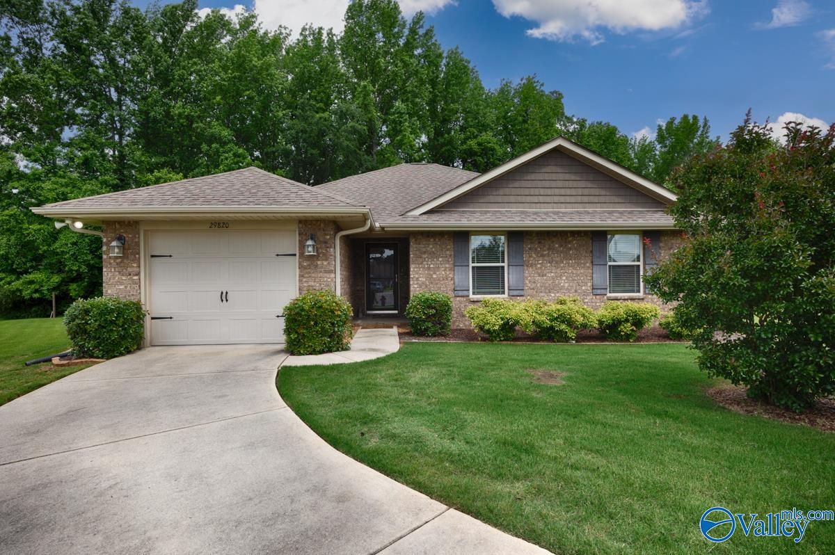 29820 Carriage Creek Circle, Harvest, Alabama image 1
